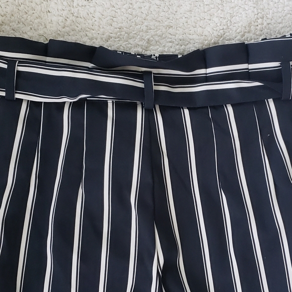 H&M NAVY STRIPE PANTS WITH BELT - Picture 2 of 6